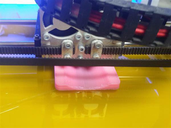 無人機(jī)操控SO EASY 性感美女3D打印腕式基座全搞定