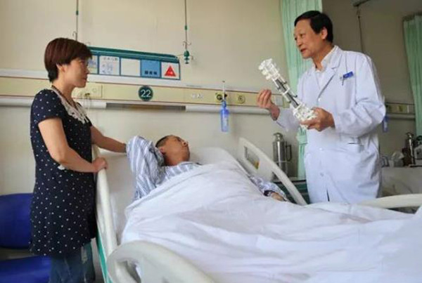 3D打印醫(yī)療應(yīng)用成功案例 北醫(yī)三院3D打印定制人工椎體植入術(shù)