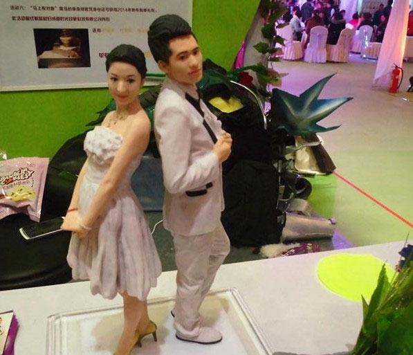 3d打印人像要多少錢,解析3D打印人像的價格及成本_3d打印結(jié)婚照