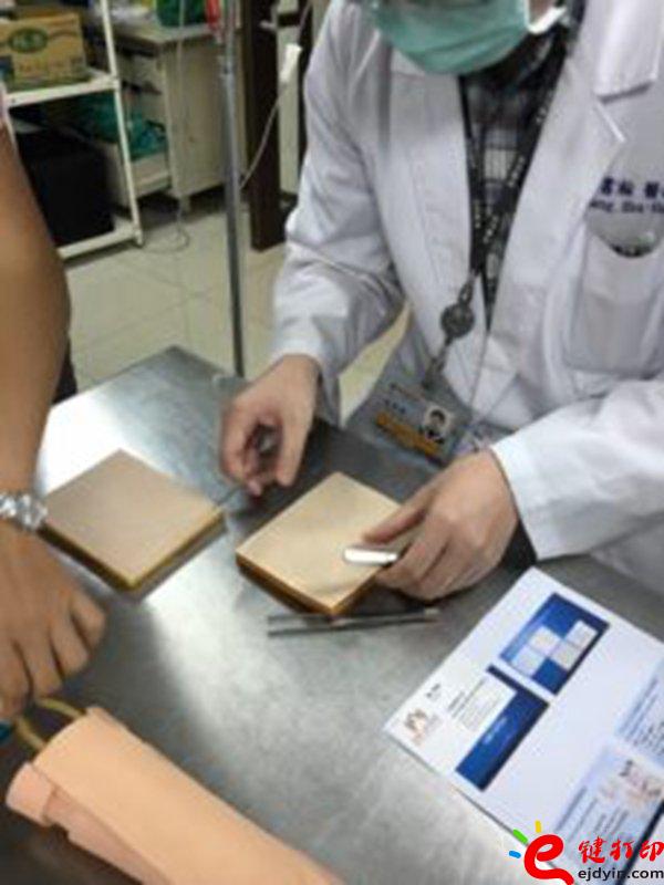 醫(yī)療設(shè)備器械3d打印模型應(yīng)用案例 3D打印仿真手臂輔助傷口縫合練習(xí)操作 醫(yī)療設(shè)備器械3d打印模型應(yīng)用案例 3D打印仿真手臂輔助傷口縫合練習(xí)操作