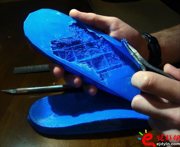 3d打印鞋墊,3d打印鞋底,3d打印,3d打印鞋,鞋墊,矯形鞋墊,3d打印鞋子,定制鞋墊,3d打印服務 自己動手豐衣足食之DIY3D打印矯正鞋墊 讓私人定制隨心所欲